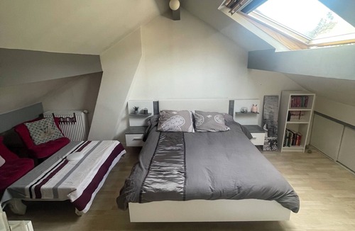 Pierrefitte-sur-Seine House | Confortable Maison de Famille 8 à 12 Personnes