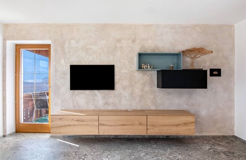 Castelbello-Ciardes Apartment | Cosy Apartment “ Pixnerhof Golden” on a farm with Wi-Fi & Mountain View