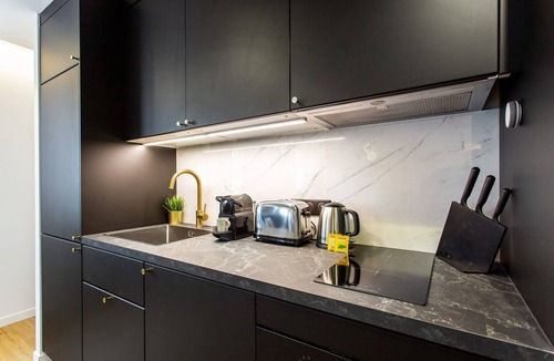 Hopital Saint-Louis Apartment | Cosy apartment - 2BR/6P - Canal St Martin