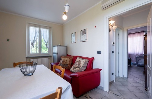Vinchio Apartment | Cosy apartment for 2 guests with A/C, pool, WIFI, terrace, pets allowed and panoramic view