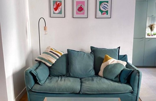 Quartier de Rochechouart Apartment | Cosy apartment Montmartre Abbesses