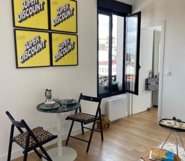 Romainville Apartment | Cosy-carnot we Speak English in Romainville near Paris
