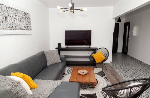 Gagny Apartment | Cosy T2 Gare Entre Paris et Disneyland Familial