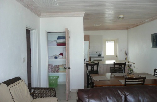 George Town Villa | Cottage Cut Villas