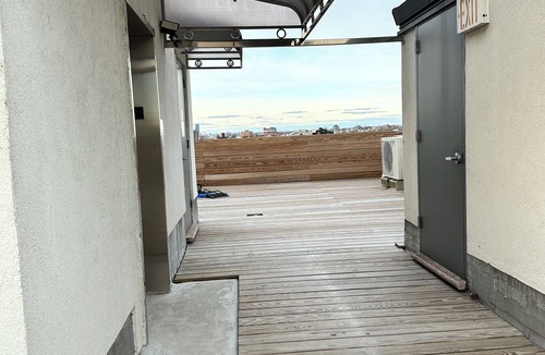 Ocean Hill Condo | Cozy 1-bedroom condo with rooftop