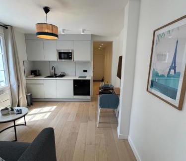Val-de-Grace Apartment | Cozy apartment, center of Paris