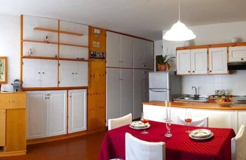 Susa Apartment | Cozy apartment with a view of Lake Caldonazzo