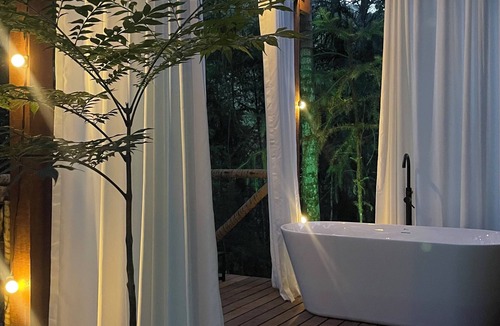 Sao Pedro da Serra Ski Chalet | Cozy chalet in charming São Pedro da Serra with fireplace and outdoor bath