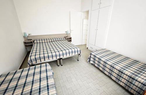 Lignano Sabbiadoro Apartment | Cozy first-floor retreat near the sea