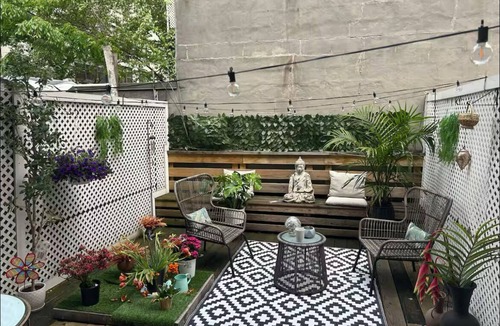 Sutton Place Apartment | Cozy Midtown Manhattan apartment with massive private patio space