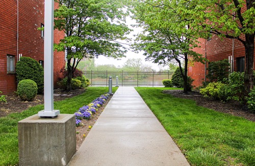 East New York Condo | Cozy Paradise at Seaview Condos