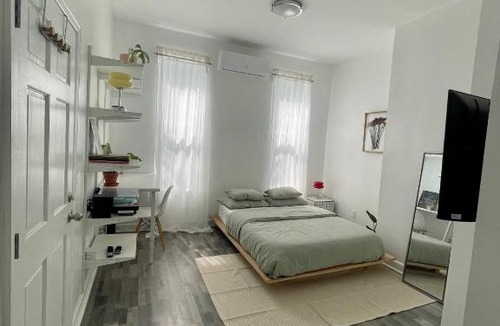 Bushwick Apartment | Cozy Private studio in Bushwick