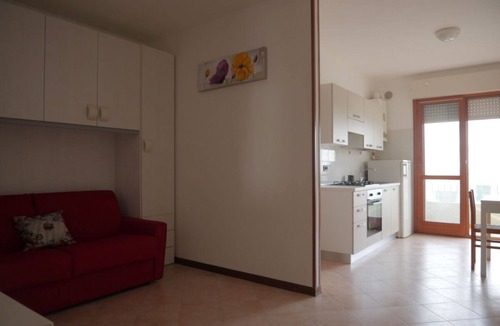 Caorle Apartment | Cozy studio with pool in Caorle