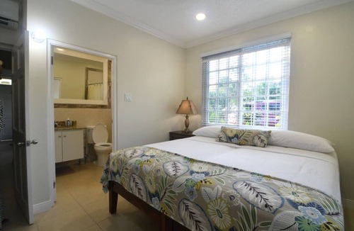 Molynes Gardens House | CTBH @ Gardens of Blissett # 2 [2-Bedroom]