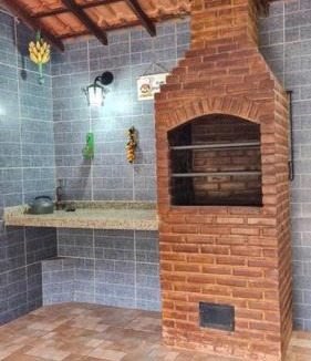 Miguel Pereira House | Curta a terra dos Dinos na casa verde