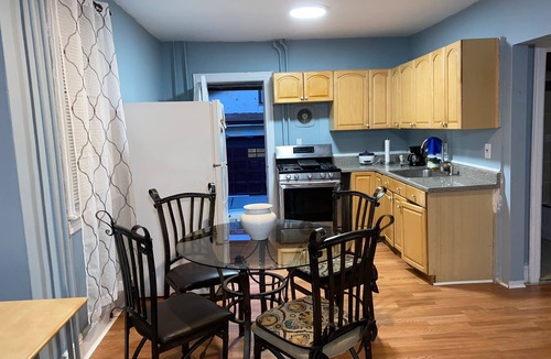 East Flushing Apartment | Cute apartment in the heart of Flushing.