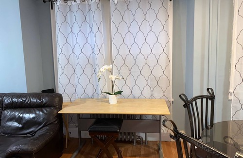 East Flushing Apartment | Cute apartment in the heart of Flushing.