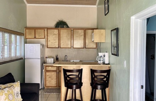 Nassau Apartment | Dawson’s Hideaway #1