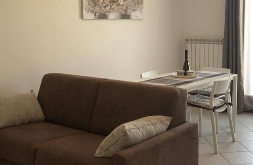 Mirano Apartment | Deà Suite Apt - accommodation in the Venetian hinterland