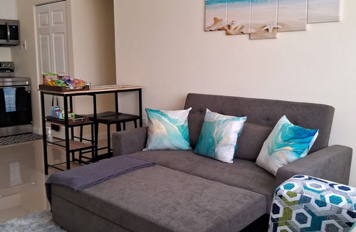 Portmore Apartment | Delightful, brand new, Bayfront apartment in sunny Portmore