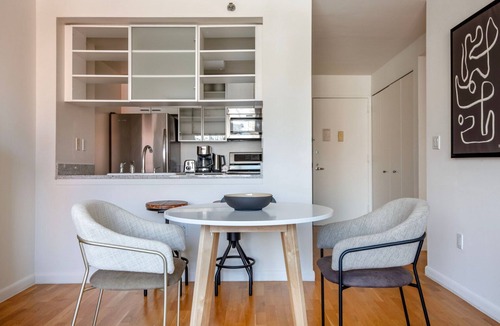 Chelsea Apartment | Delightful Chelsea 1BR w/Gym & W/D, nr Art & Theater, by Blueground