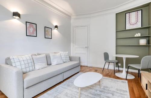 Quartier de Rochechouart Apartment | Delta - Appartement parisien - 9e