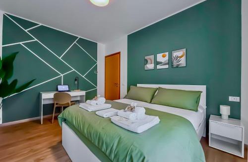 Abano Terme Apartment | Deluxe Apartment Business Ready Free Parking