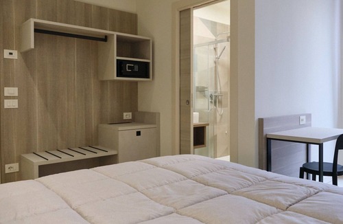Porto Viro Apartment | Deluxe Double Room