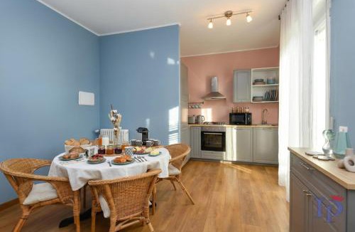 Desenzano del Garda Apartment | DesenzanoLoft Smile On The Lake