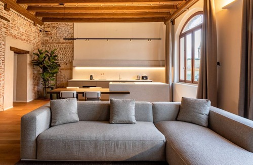 Citta Antica Apartment | Dimora Aida - Penthouse in historic palace with private terrace