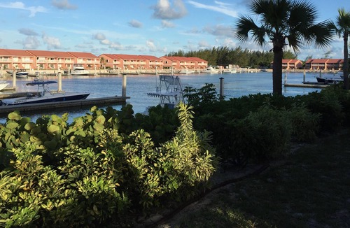 South Bimini Condo | Direct Oceanfront Bimini Cove 20i 3/3 Townhouse NEWLY RENOVATED