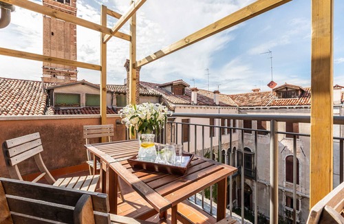 San Marco Apartment | Distinctive Penthouse with Elevator Terrace and View
