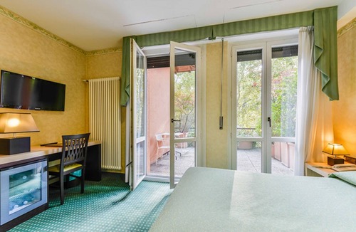 Lecco Hotel | Don Abbondio