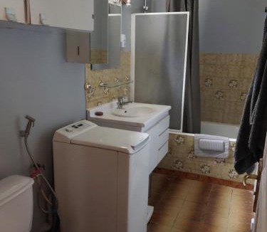 Le Bourget Hostel | dortoir maricourt