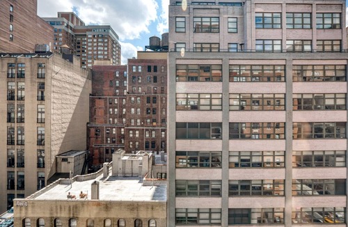 Kips Bay Apartment | Dreamy Kips Bay 1BR w/Gym, nr Empire State Building, by Blueground