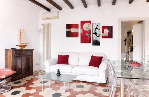 Carrobbio Apartment | Duomo Charming Maison with Private Terrace - A Unique Milanese Experience