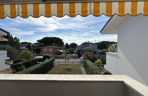 Bibione Apartment | Duplex apartment with WiFi and fireplace