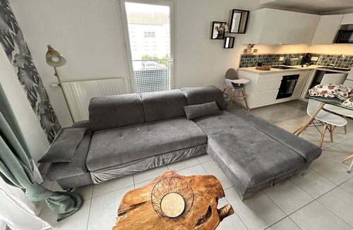 Chessy Apartment | Duplex family - 6 pers - 7min Disney - Parking - WIFI - DISNEY TICKET 80e.