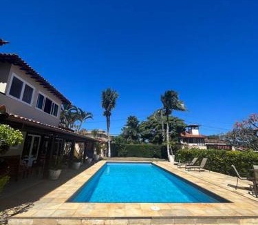 Manguinhos House | Duplex Geriba 250m da praia, rede futevôlei, sauna