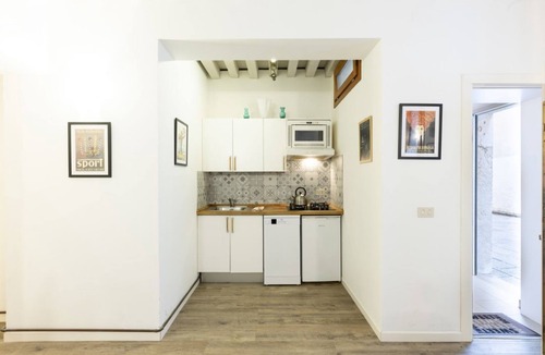 Santa Croce Apartment | Easylife-Apartment with courtyard near S.LuciaFS