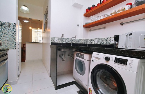 Copacabana Apartment | Economic and Spacious apartment for 6 persons