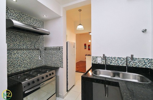 Copacabana Apartment | Economic and Spacious apartment for 6 persons