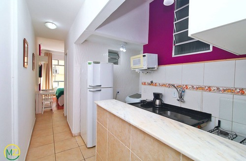 Copacabana Apartment | Economic studio with sea view in Copacabana
