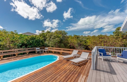 Hope Town House | Elbow Joint: Comfortable Island Escape in White Sound near Firefly Resort