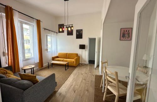 Saint-Denis Apartment | Elegant 2 Bedroom Apartment with Free Parking Paris St-Denis by Immo Kit BNB