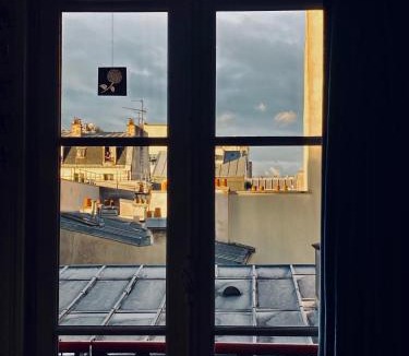 Quartier de la Goutte-d'Or Apartment | Elegant and cosy flat near Montmartre