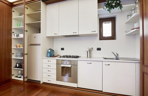 Borgo Trento Apartment | Elegant apartment in Art Nouveau villa near the center with private parking