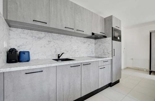 Suresnes House | Elegant Appt - 3BDR-8P - Near Paris & La Defense