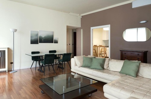 Porta Garibaldi Apartment | Elegant Luxury Apartment in Historic Center - M2