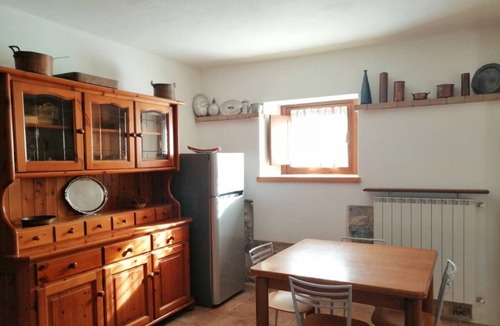 Solto Collina Apartment | Elena's Chalet. .